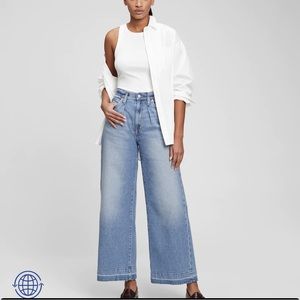 Gap High Waisted Wide Leg Pleated Jeans